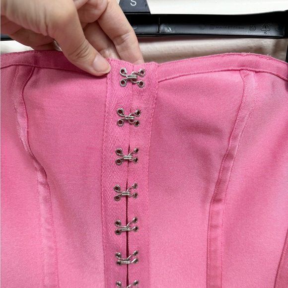 Missguided Bodycon Bandage Dress in Pink size S - Picture 2 of 6